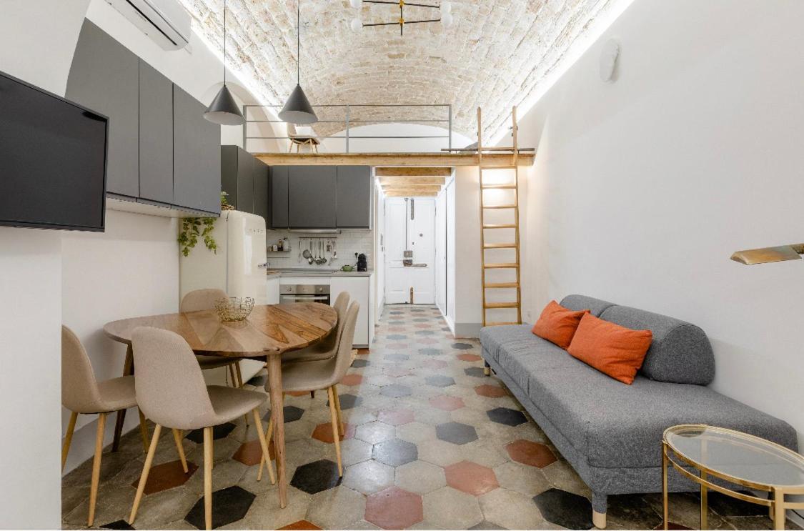 Appartamento Nice Downtown Loft Roma Esterno foto