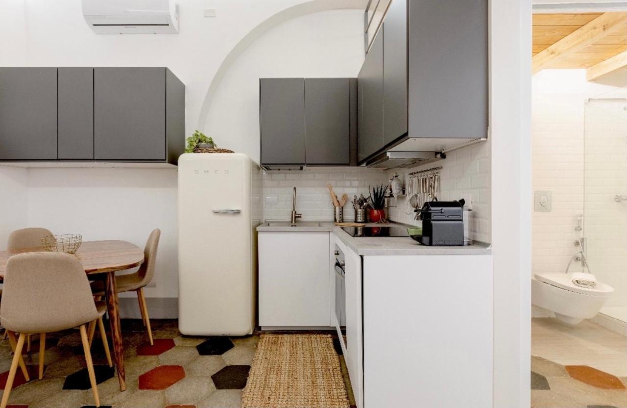 Appartamento Nice Downtown Loft Roma Esterno foto